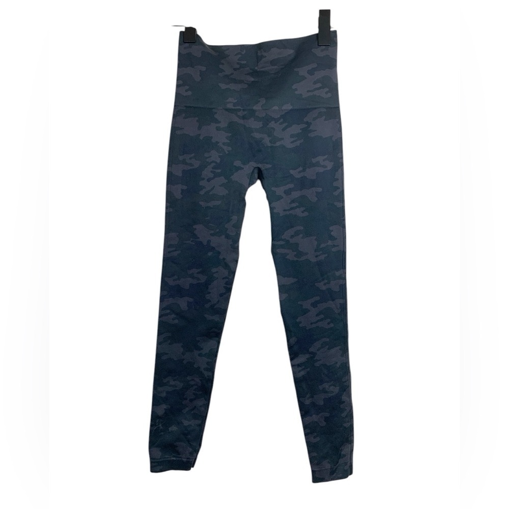 Spanx Camo Leggings Size M